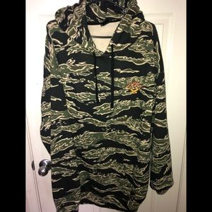 (Brand new) Dark Seas camo hoodie